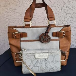 MICHAEL KORS/COACH Hamilton Canvas & Leather Buckle Tote 2 Pc Set